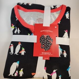 Womens pajama set, black, penguins, NWT